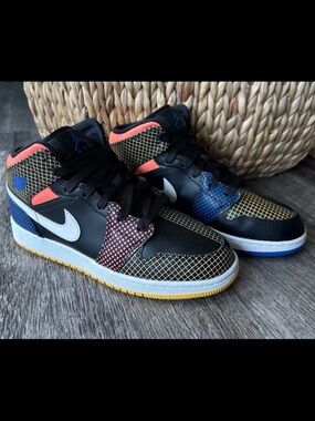 Youth Nike Air Jordan 1 Mid MMD 'MultiGrid' (GS) DC4092-001 Sz 7Y Certification